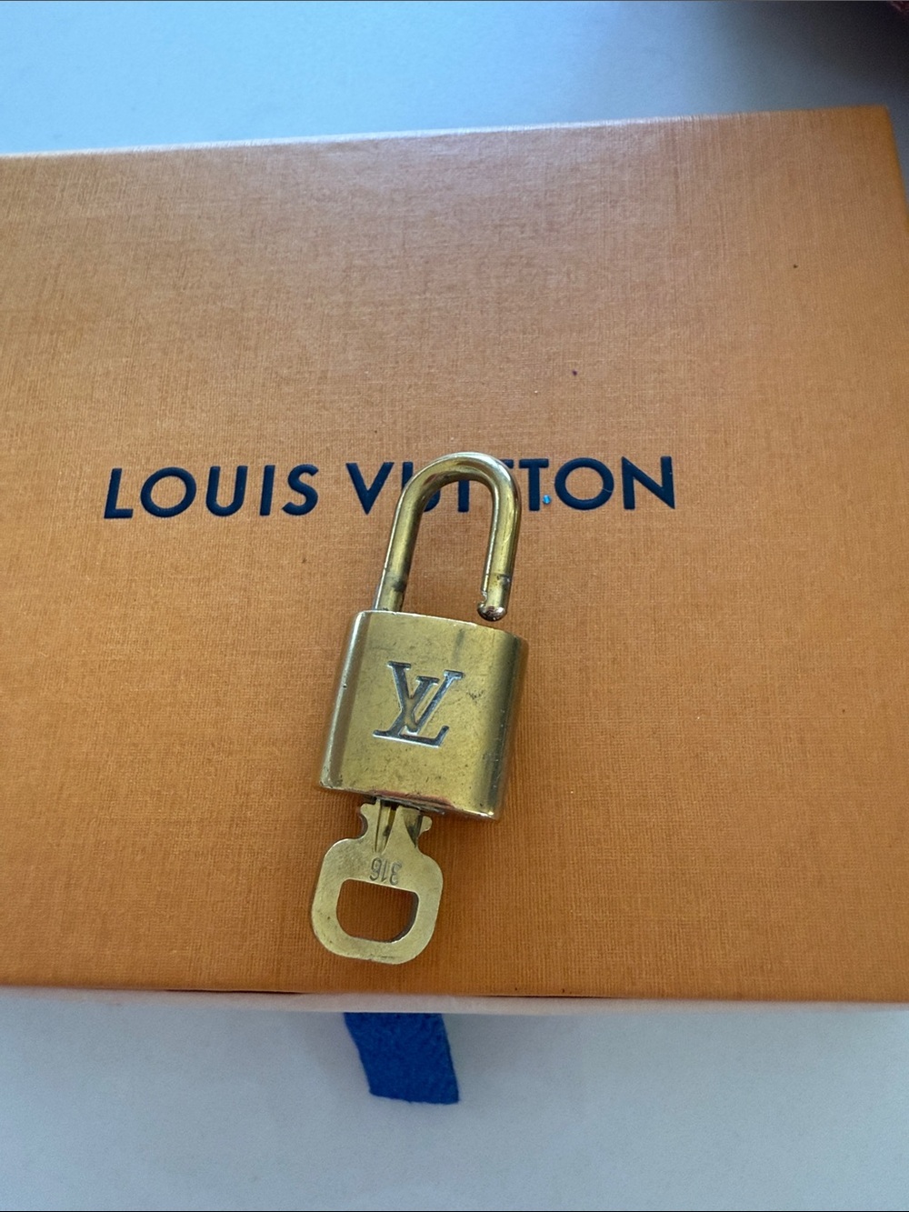 Louis Vuitton Gold Brass Padlock 316